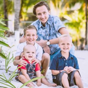 Meet your Posher, Kara